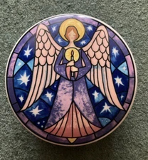 Mikasa HK 501 ANGEL Round 5" Covered Dish w/Stained Glass Design NOSWT