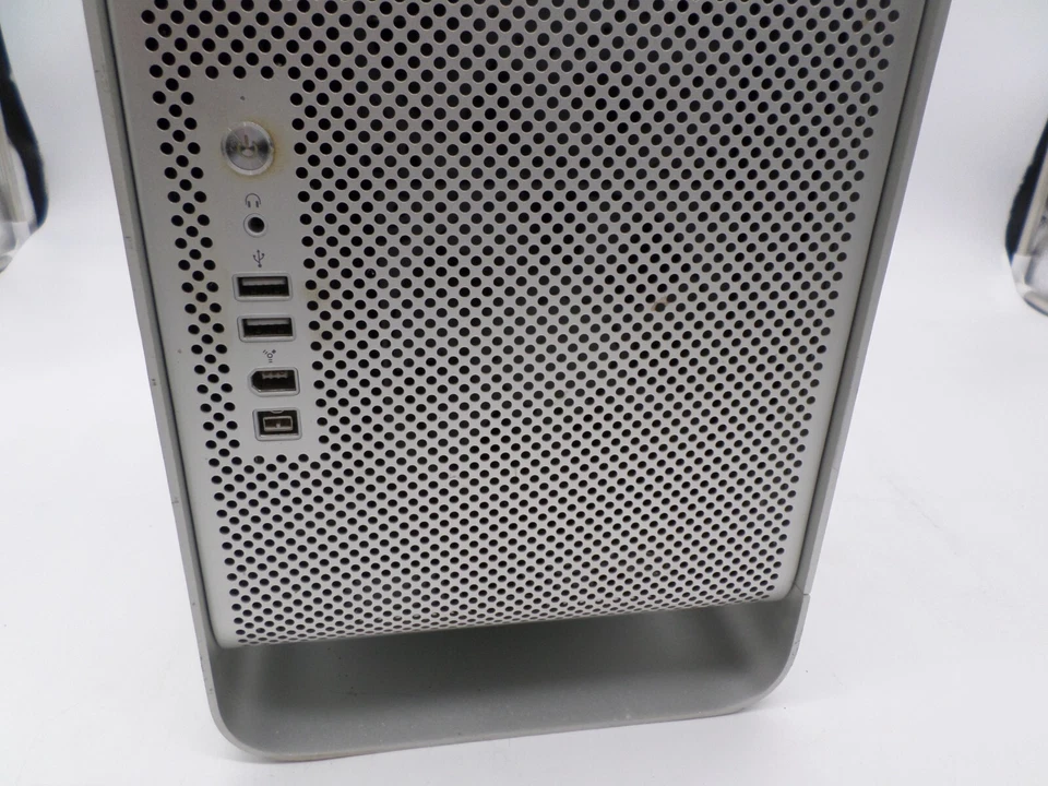 Apple Mac Pro 2008 - Yosemite, 1TB HDD, 2GB RAM, 2 x Intel Xeon, NVIDIA 8800GT - Image 3 of 4