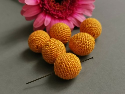 Large handmade cotton crochet beads 20mm pack of 2 - 10 colours - Picture 10 of 11