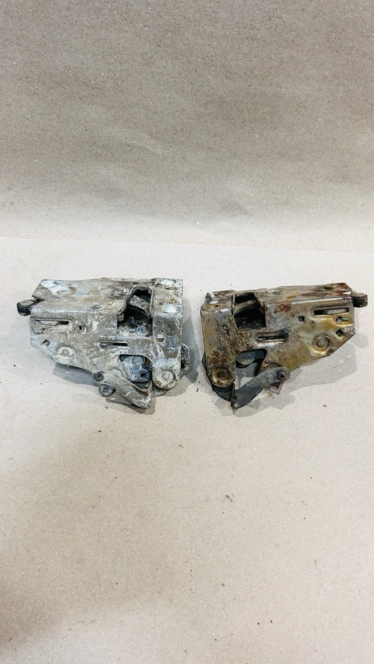 Dodge Truck D100 W100 1972-1980 juego de pestillos de puerta delantera conductor + pasajero fabricante de equipos originales Foto 4 de 4