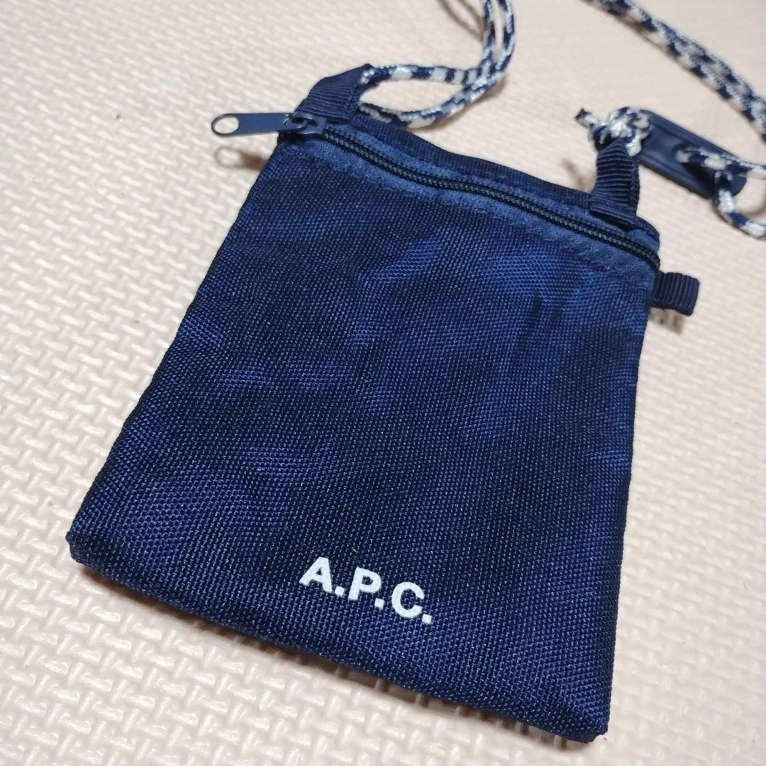 A.P.C. Portafoglio Collo Invernale Marsupio Abside Bellissimo Design Facile da Usare e Resistente Po