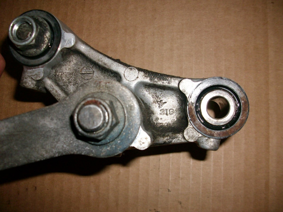 89 90 1990 KAWASAKI ZX7 H1 ZX7R OEM DOGBONES KNUCKLE