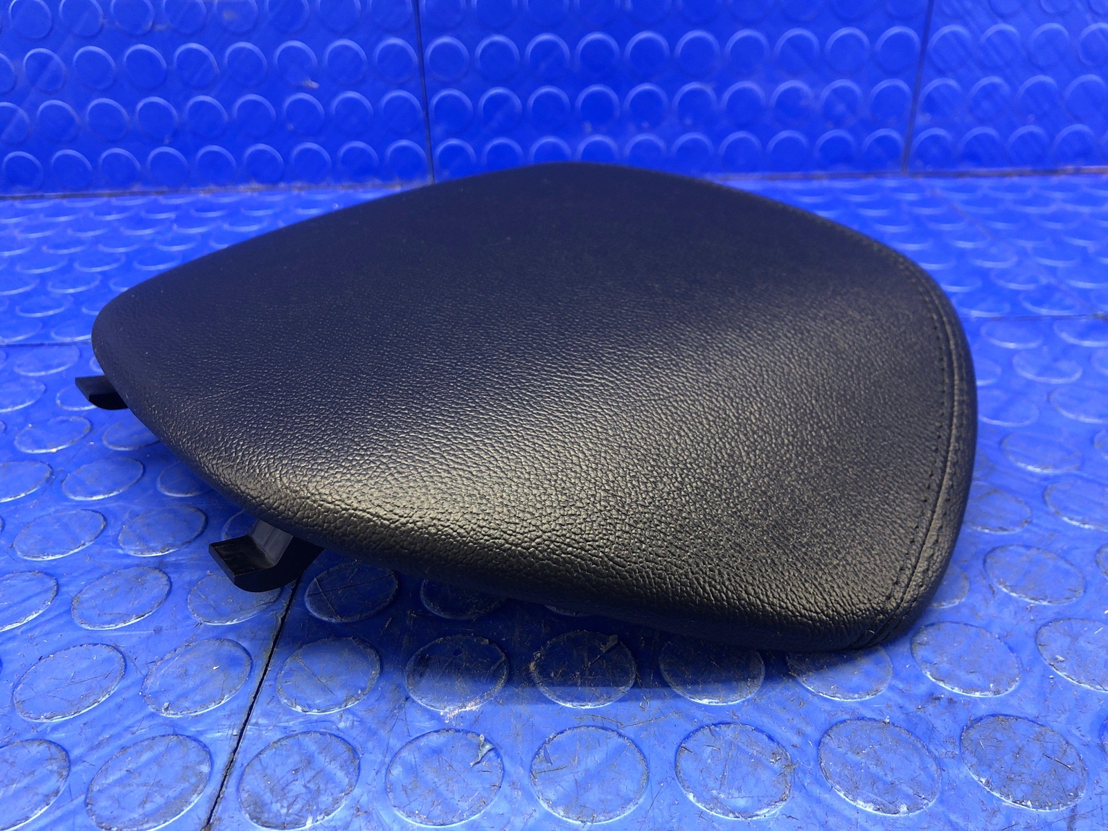 2017-2022 MASERATI LEVANTE OEM FRONT LEFT SPEEDOMETER TRIM COVER PANEL BLACK