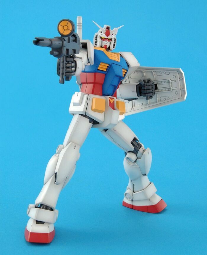 Bandai MG 1/100 RX-78-2 Gundam Ver 2.0 E.F.S.F Prototype