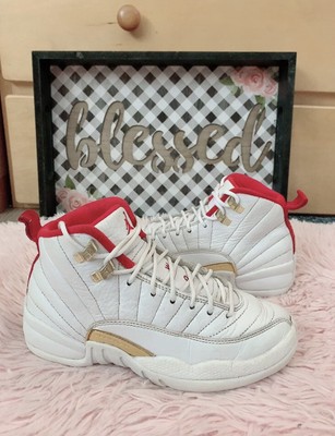 jordan retro 12 sneakers