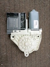 VW Golf MK5 / Passat B6 Front Passenger Door Window Motor 1K0959702K 1K0959792G