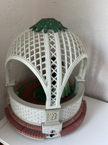 Gone With The Wind- Deluxe Illuminated Musical Gazebo Used NO CORD - Picture 4 of 6