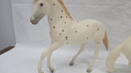 Classic Breyer Horse Leopard Appaloosa Ginger + Rearing Horse With Seat Notches - Picture 11 of 20