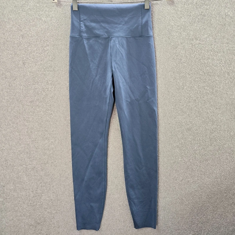 vuori activewear evolve legging yoga pants