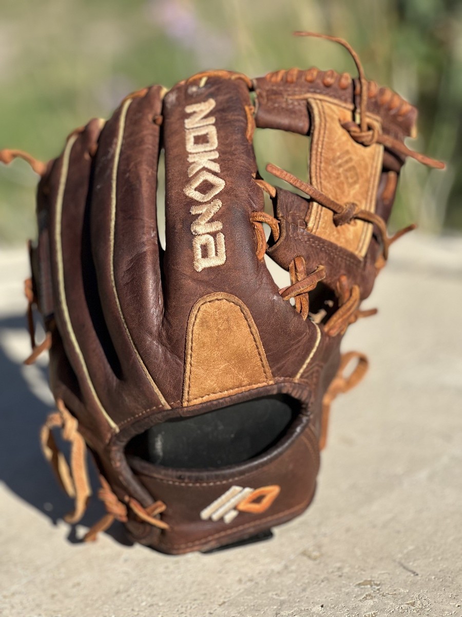 Nokona Alpha Select Inch S-100i Youth Baseball Glove for sale