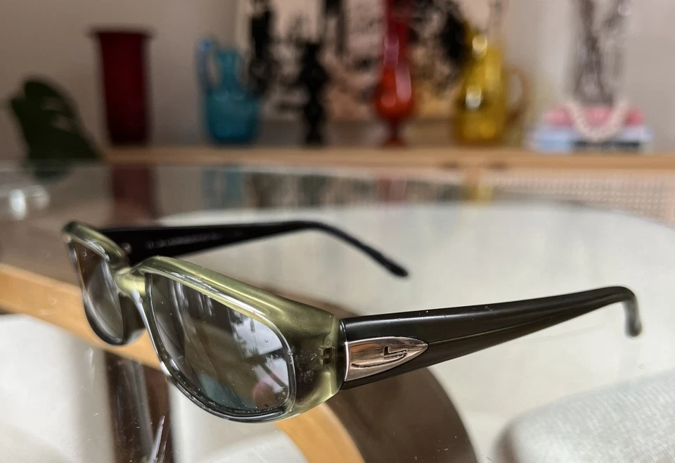 Gafas de sol italianas elegantes oliva, tinte azul Jet Set hechas en Italia Laura Giugiaro Foto 2 de 4