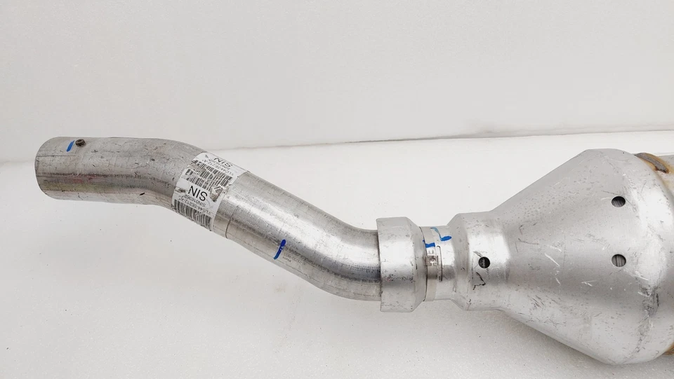 Conjunto convertidor catalítico Ford F650 F750 7,3 L 2021 LC44-5E212-AB Foto 4 de 4