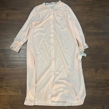 Women  s Henson Knickernick Pink Button Down Nightgown Size Medium NWT