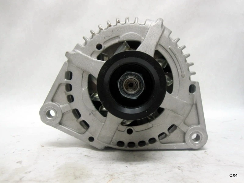 Alternador 13726 de plástico dañado para Land Rover Discovery 1996-1998 4,0 L Foto 3 de 4