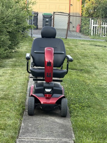 Pride Mobility Victory 10 (4-Wheel Model)  Model: SC710.