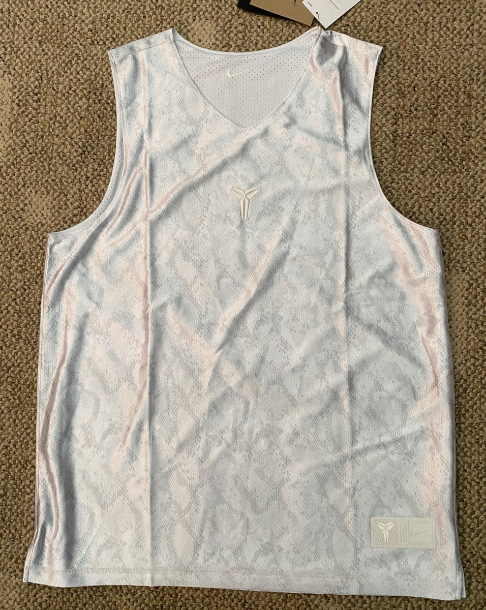 Nike Kobe Basketball Jersey Standard Issue Reversible Dri-FIT