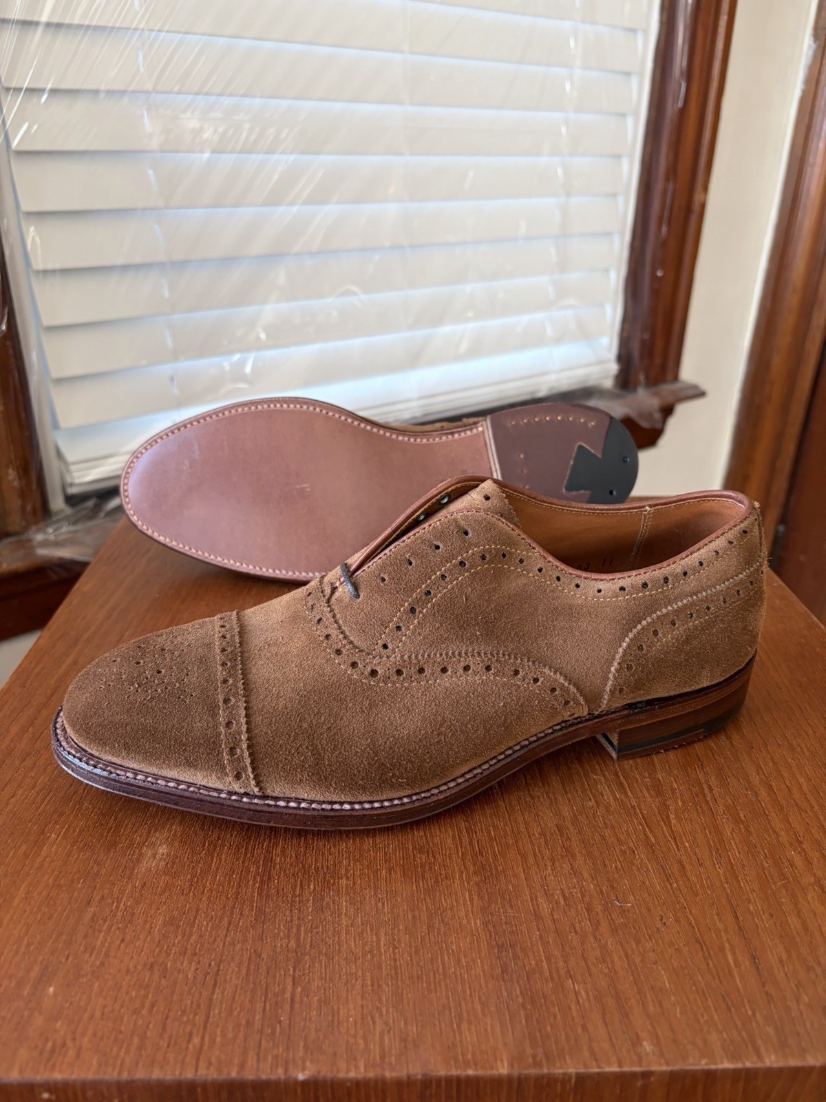 Alden 51670F Snuff Suede Medallion Tip Bal