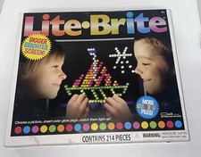 Lite Brite Bright 200 Pieces 2019 Retro Styled NEW FACTORY SEALED INTERIOR VG
