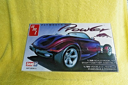 NIB! AMT 1:25 SCALE PLYMOUTH PROWLER SNAP IT PLASTIC MODEL KIT MOLDED N 4 COLORS - Picture 8 of 12