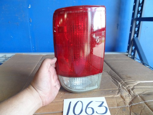 02 - 09 Chevrolet Blazer Driver side tail light Used rear Lamp OEM #1063 - Foto 1 di 4