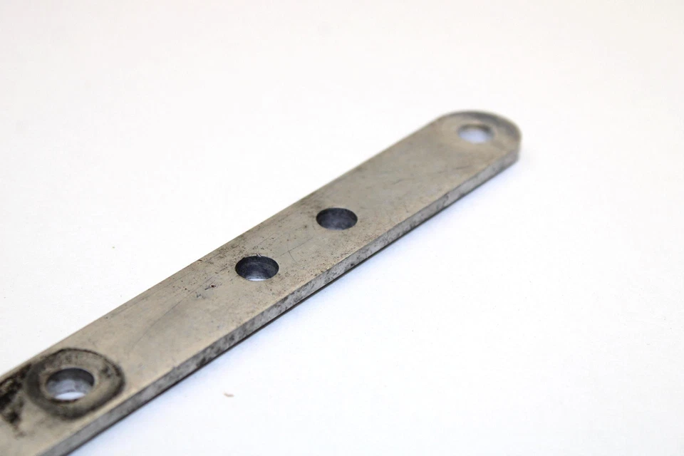 2006 Yamaha Attak Oem Rail Gusset 8FT-47348-00-00 SY75 - Image 4 of 4