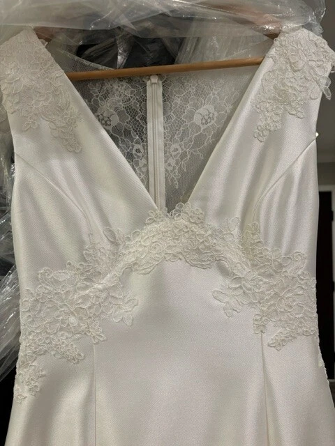 Abito da sposa Alyne by Rita Vinieris stile "Celine"