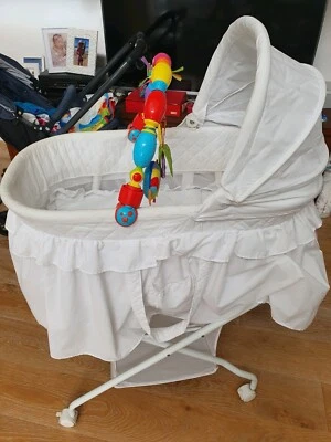 baby bassinet gumtree