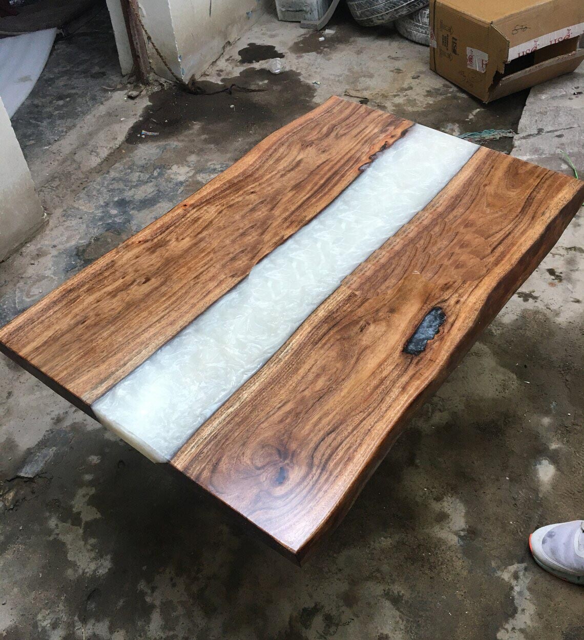 Epoxy River wood countertop, Natural Epoxy Wood Dining Table Farmhouse Furniture-image