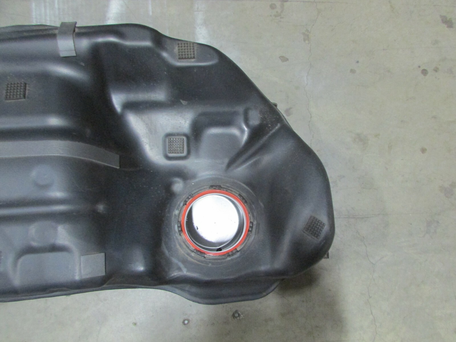 Maserati Quattroporte, Fuel Tank, Dented on Bottom Used, P/N 670036202