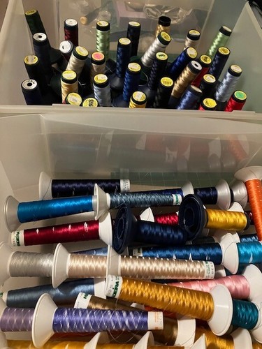 Embroidery thread 108 spools - Picture 2 of 6