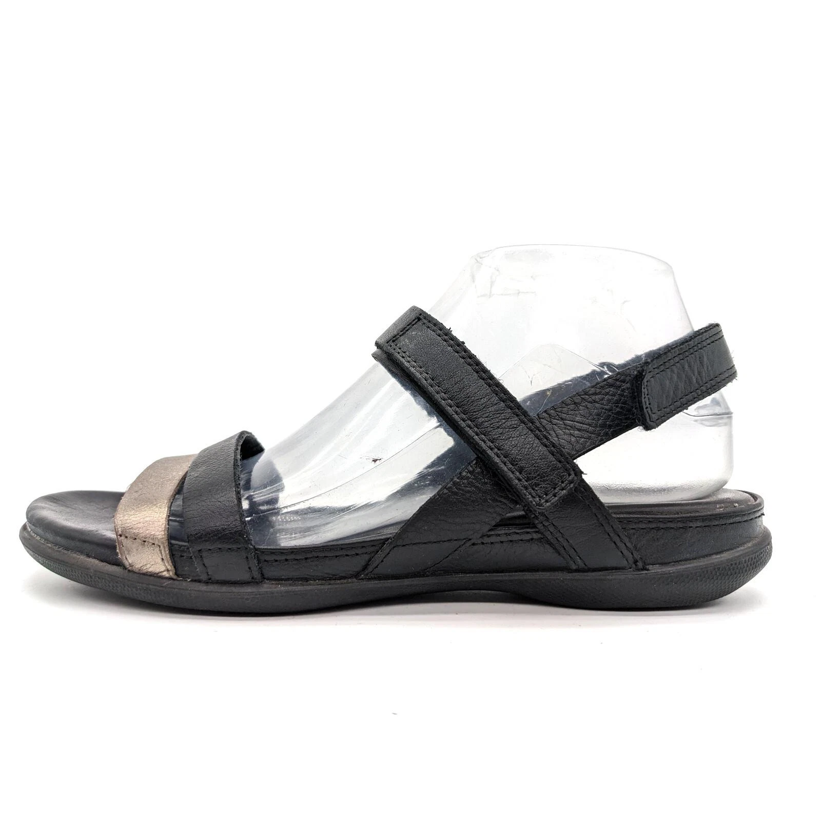 Sandali comfort aperti Ecco Nera in Pelle Cinturino 9 40