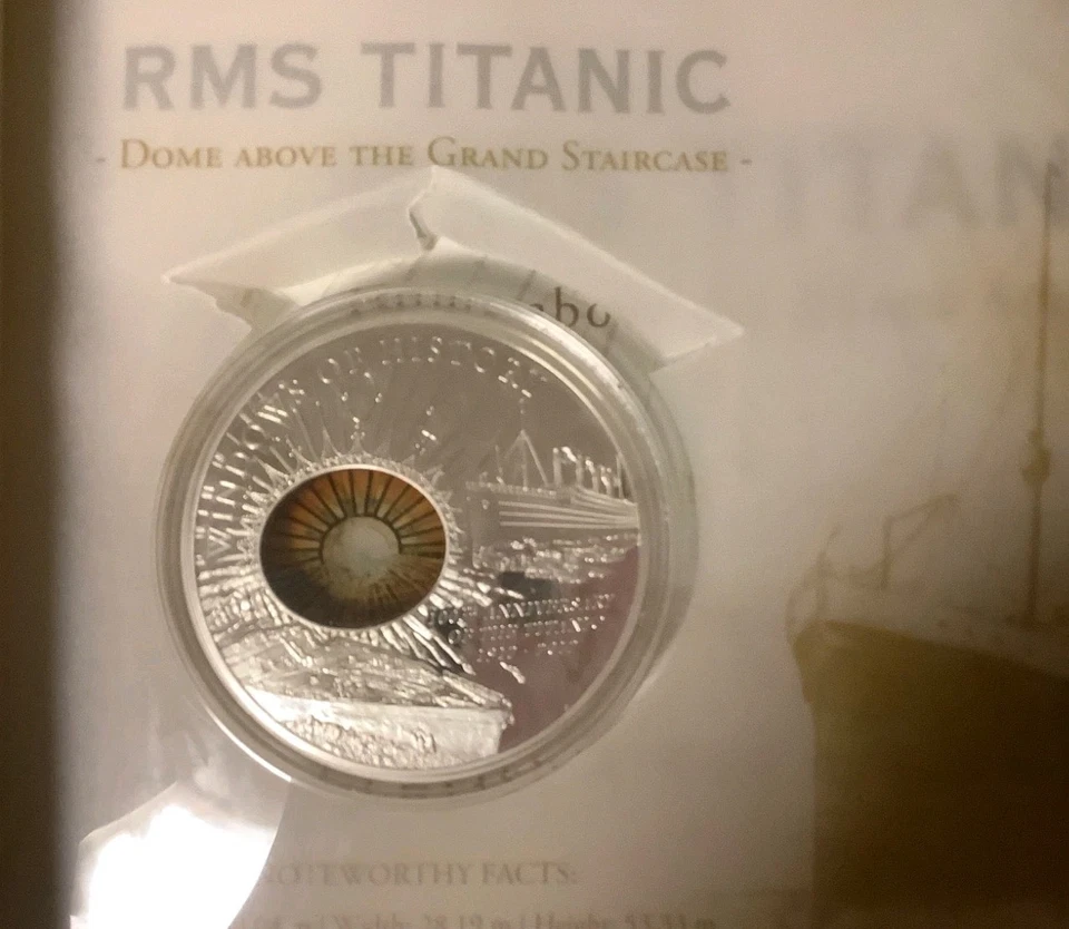 Islas Cook 2012 Titanic 100 aniversario 2 OZ prueba de $10 moneda de plata inserto de vidrio Foto 2 de 4