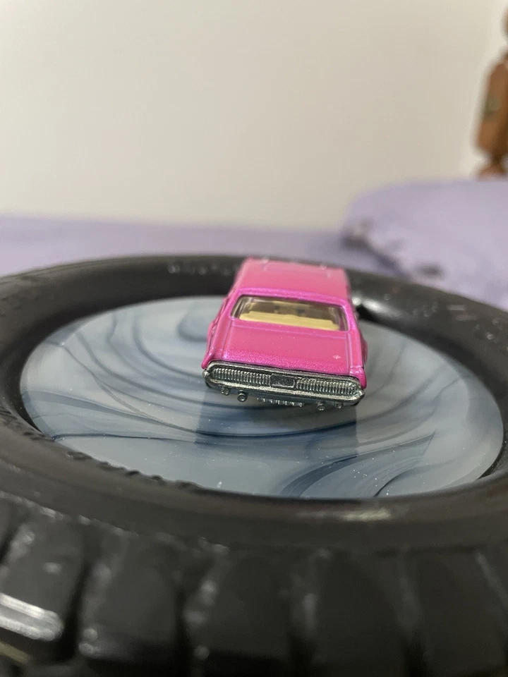 Hot Wheels 68 Mercury Cougar rosa cremoso/real riders hermoso coche XR7 COUGAR! Foto 4 de 4