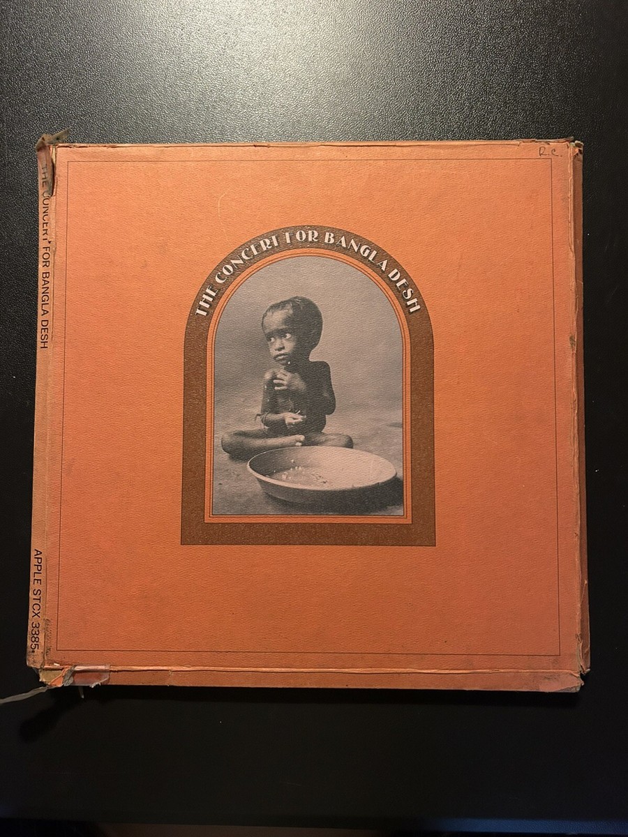 The Concert for Bangladesh Box Set 3 LP Booklet (1971) 33