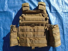 EXC Emerson Gear Plate Carrier LBT 6094 Coyote Brown