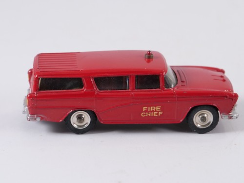 Dinky Toys GB No. 257 Nash Rambler Fire Chief Fire Truck Never Played 1/43 - Picture 6 of 9