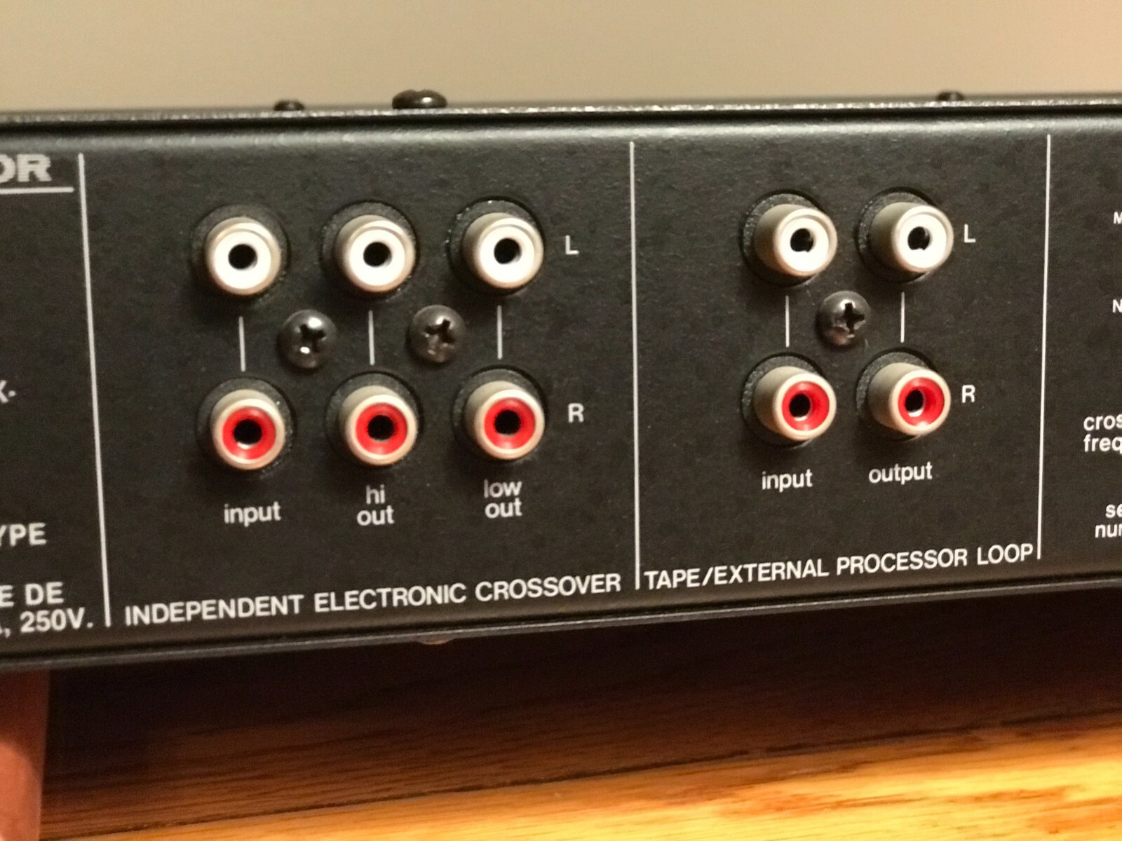 s l1600