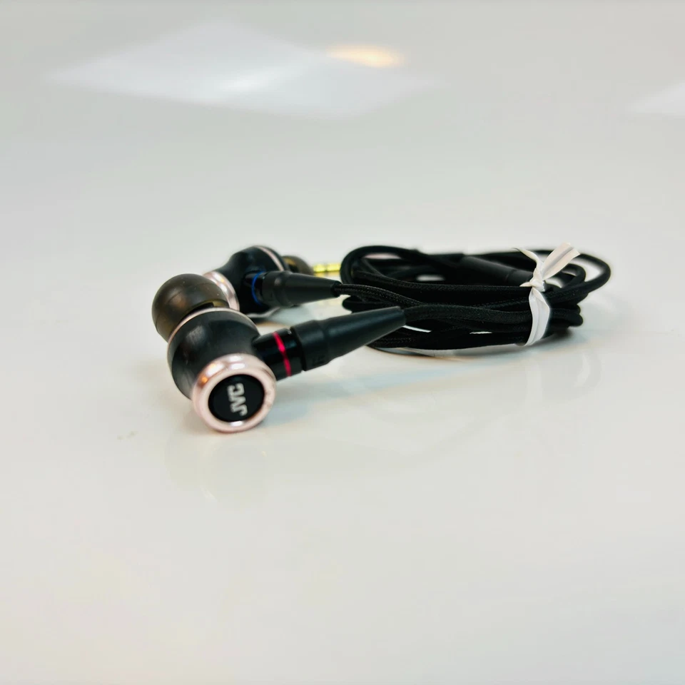 JVC HA-FW01 CLASS-S WOOD series canal type earphone HA-FW01 from japan USED - Image 2 of 4