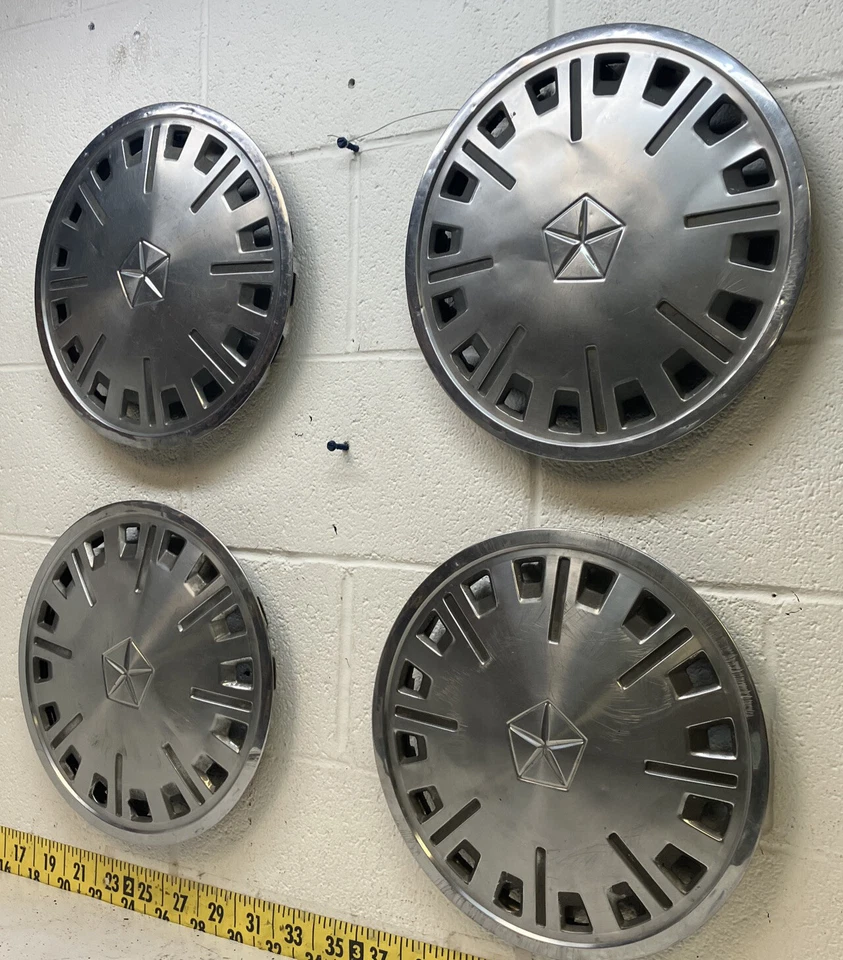 Juego de 4 tapacubos de 13" Mopar 1985-89 Dodge Aries/Omni&Plymouth Horizon (5368) OEM Foto 3 de 4