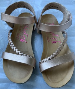 blowfish kids sandals