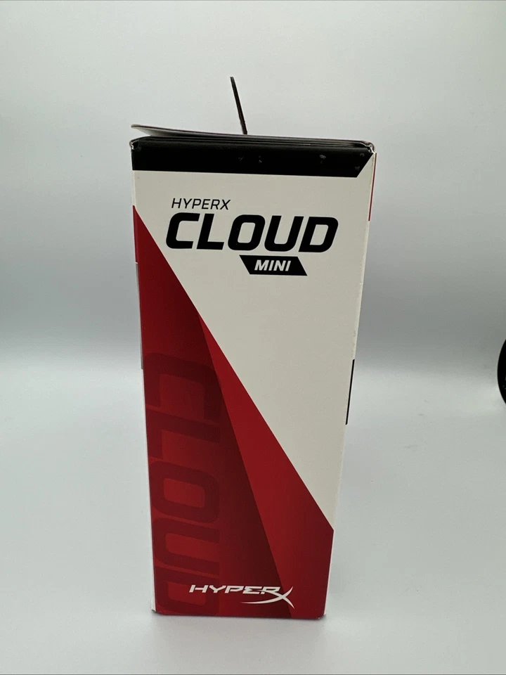 HyperX Gaming Headset For Kids With Volume Limit Red And Blue - Image 4 of 4