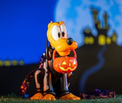 Disney Parks 2025 Happy Halloween Pluto Glow Skeleton Sipper Cup with LU Pumpkin