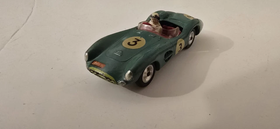 SOLIDO, ASTON MARTIN 3L. 1/43e - Photo 2/4