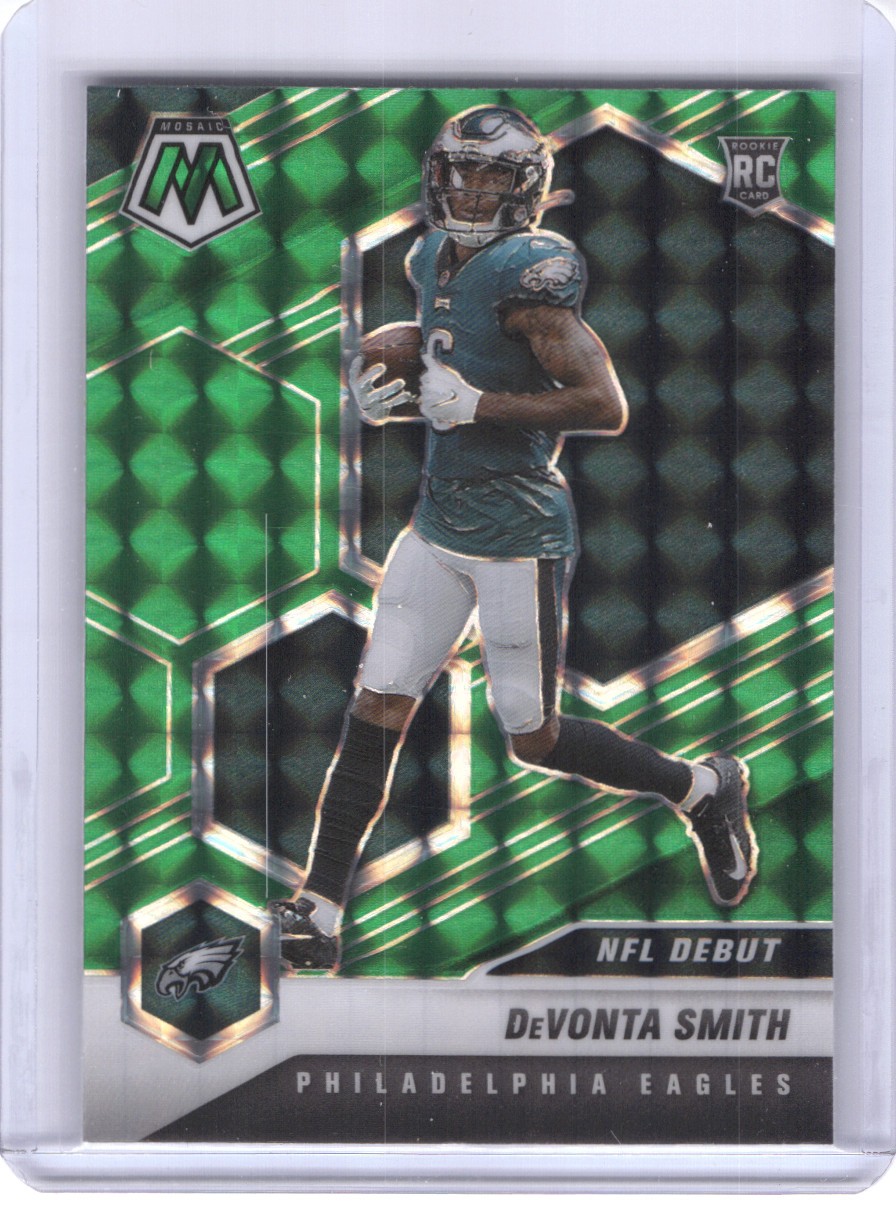 2021 Panini Mosaic #246 DeVonta Smith Prizm Green