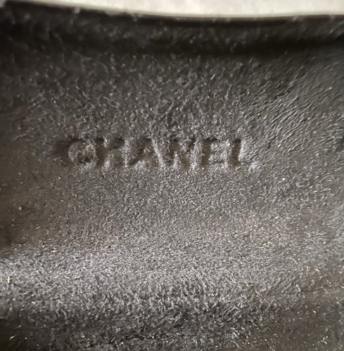 CHANEL Authentic Black Quilted Leather Eyeglasses Sunglasses Hard Shell Case - Picture 5 of 5