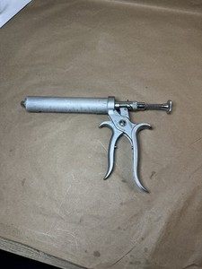 Vintage Hauptner Muto Syringe 50cc w/ Glass Barrel W. Germany Livestock Dosing