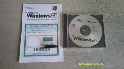 Microsoft Windows 95 - PC Betriebssystem mit CD Sampler, Disc, COA & Code