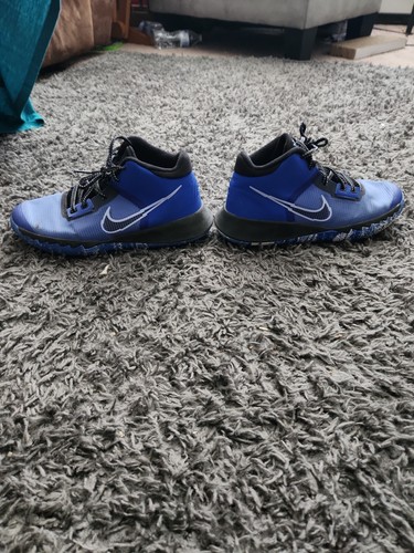 Size 7 - Nike Kyrie Flytrap 4 - Picture 3 of 10