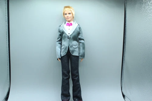 Fashion Fever  Doll Kurt ( Ken / Blaine )  Rooted Hair and Jointed arms #1 (D8)