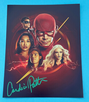 Candice Patton  -  The Flash  -  signed, original Autogramm !!!
